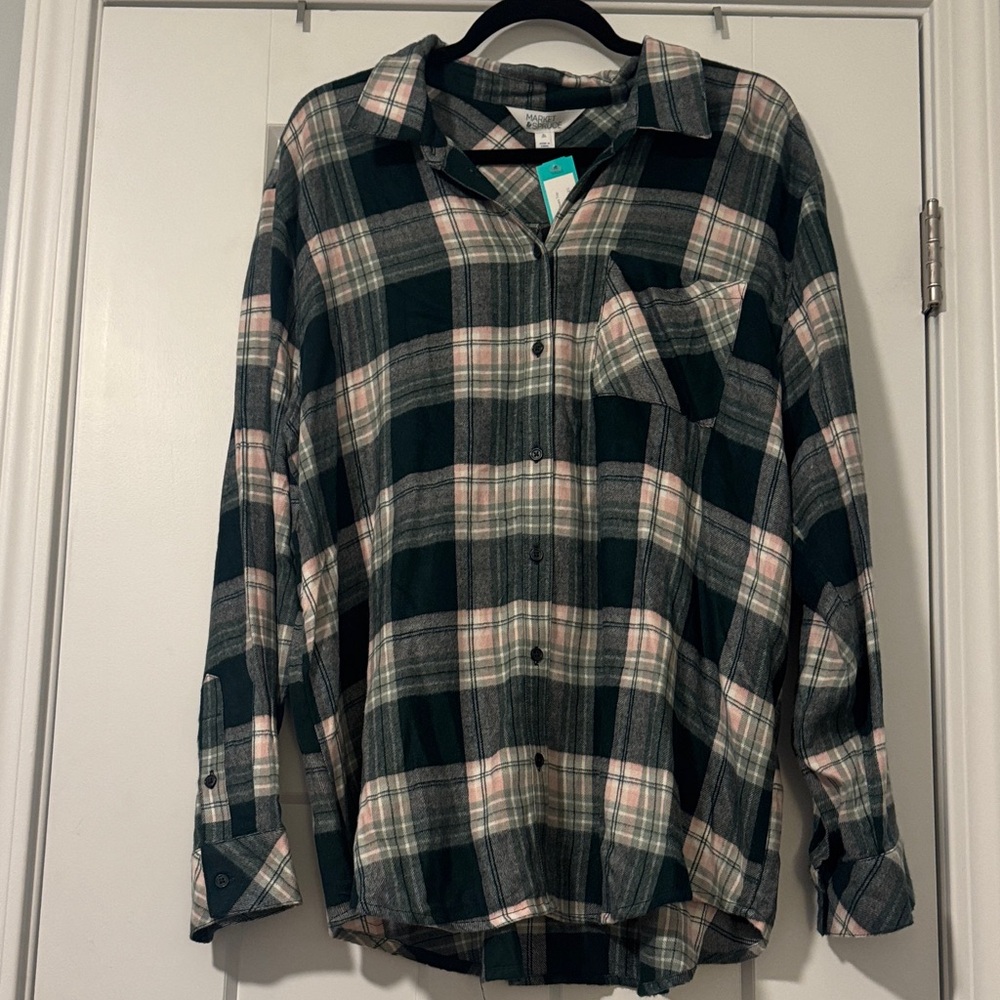 Market & Spruce Green and Pink Plaid Button-Down Shirt